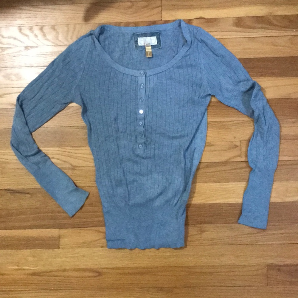 American Eagle Henley shirt